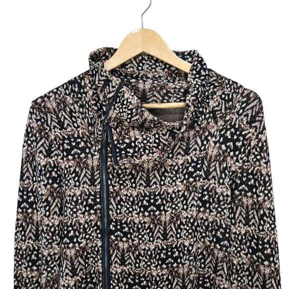 BCBGMaxazria Black and Tan Patterned Sweater Jacket - Picture 2 of 9